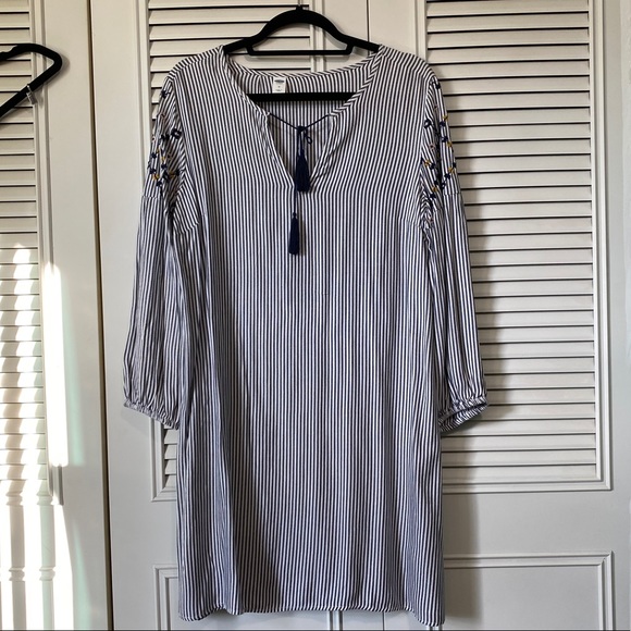 Old Navy Striped Dress - Size Medium - Picture 1 of 8